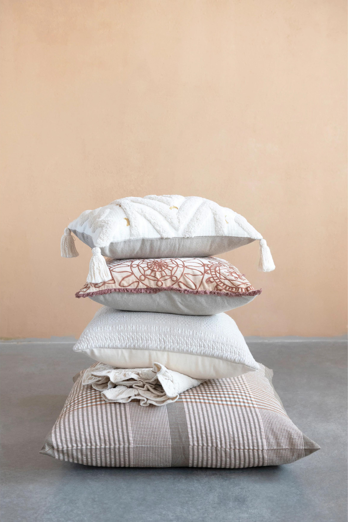 28" Woven Cotton Pillow